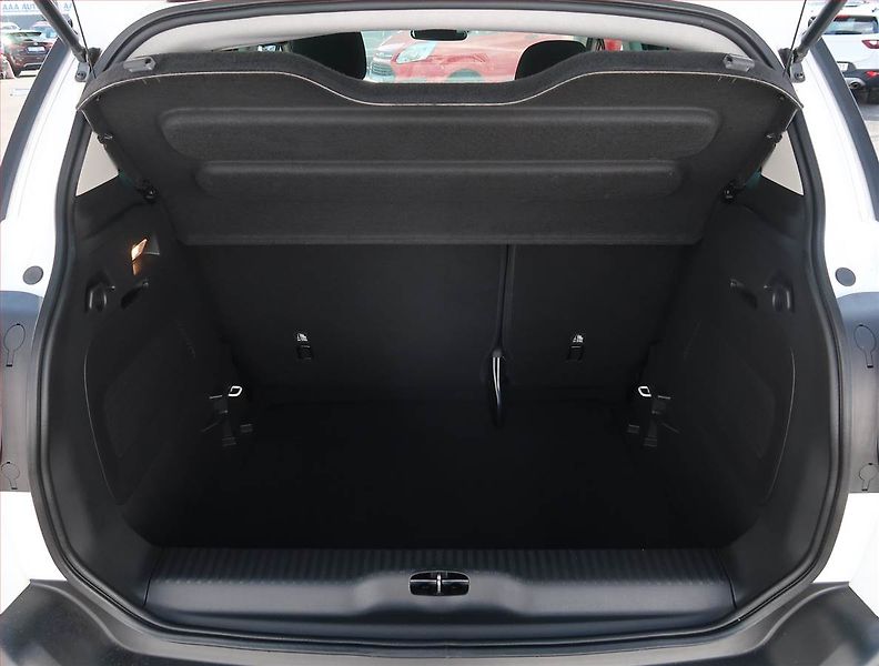 Citroën C3 Aircross (2020) C-Series 1.2 PureTech - fotka 13 z 22