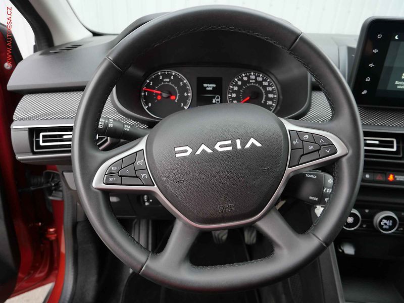 Dacia Jogger (2023) 1.0TCe, Exception - fotka 12 z 27