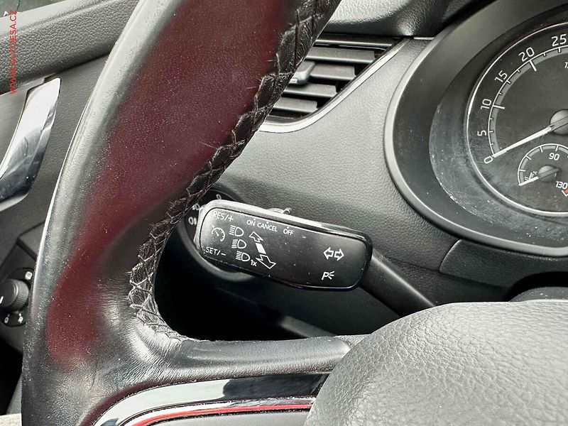 Škoda Octavia (2018) 2.0 TDi, ČR, AC, výhřev sed - fotka 11 z 17