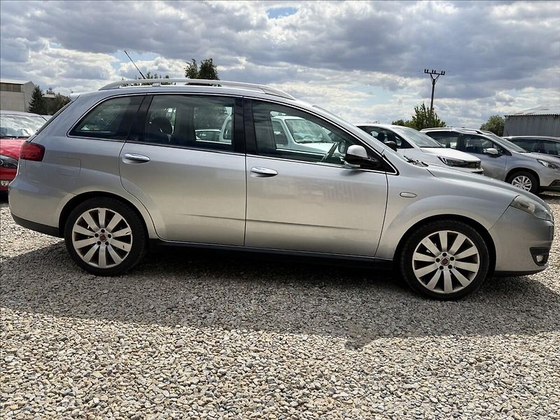 Fiat Croma 1,9 JTD AUTOMAT - fotka 4 z 25