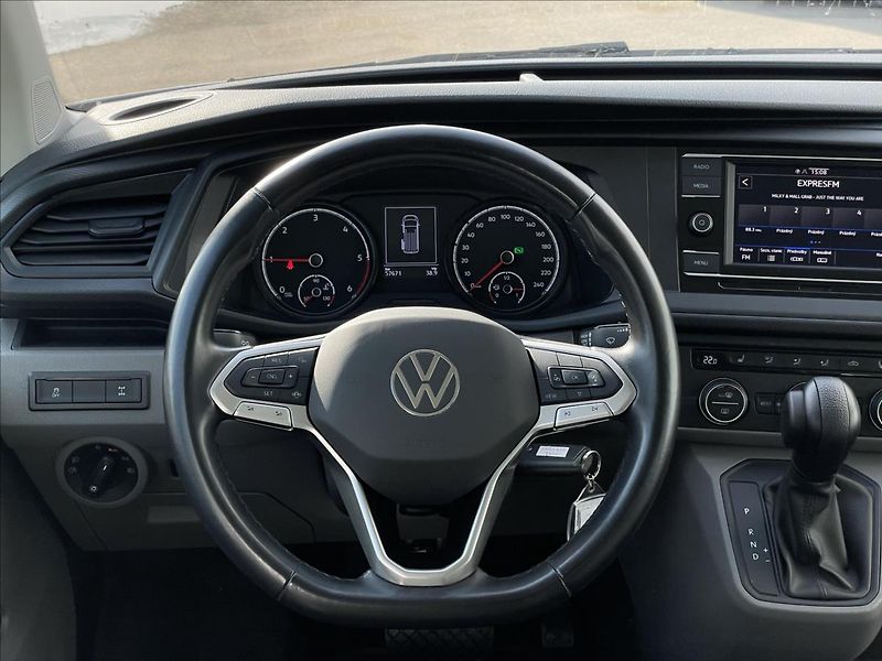Volkswagen Caravelle 2,0 TDI 4Mot DSG Comfortline - fotka 8 z 22