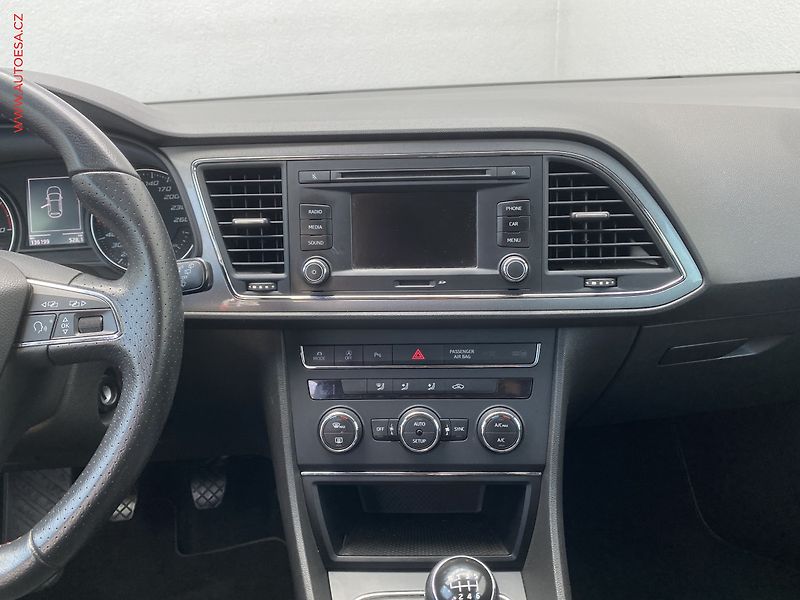 Seat Leon (2014) 1.4 TSi, FR, LED - fotka 10 z 18