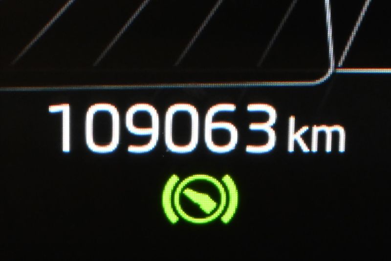 Škoda Karoq 2,0 TDI 85kW DSG Business Záru - fotka 17 z 31