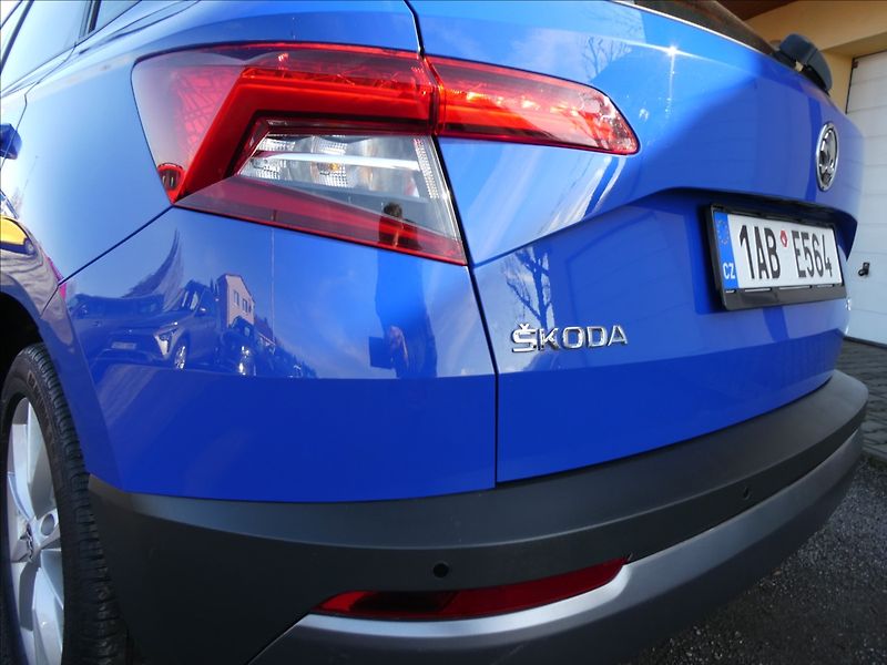 Škoda Karoq 2,0 TDi 110kW 4x4,2xkola,po se - fotka 11 z 42