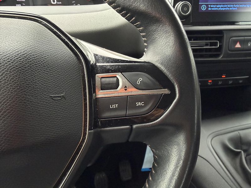 Peugeot Rifter ACTIVE 1.2 PureTech 110 S&S - fotka 16 z 24