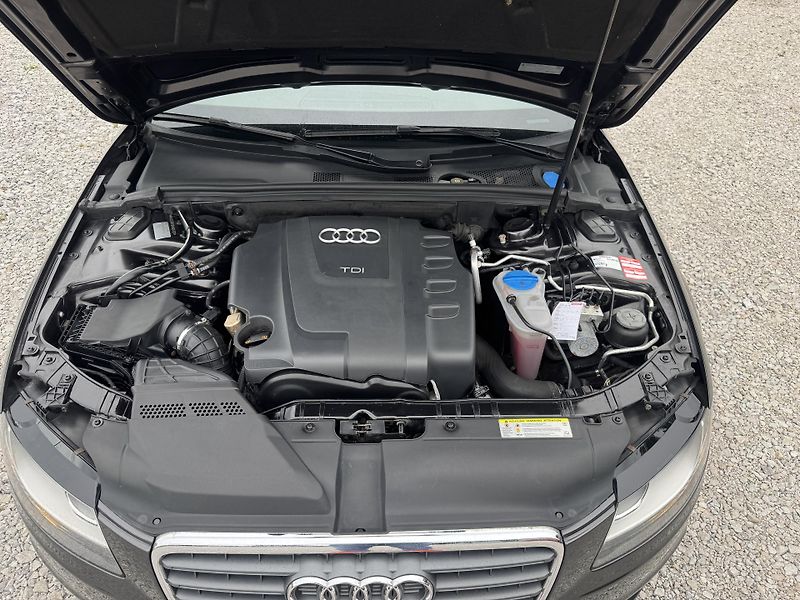 Audi A4 Avant 2.0TDi,rezervace - fotka 36 z 54