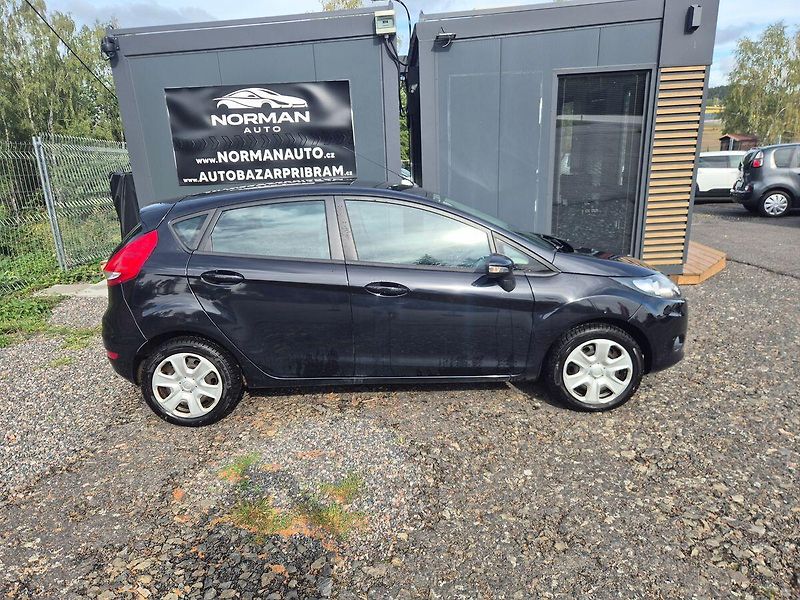 Ford Fiesta 1.2i 44kW, klima - fotka 4 z 22