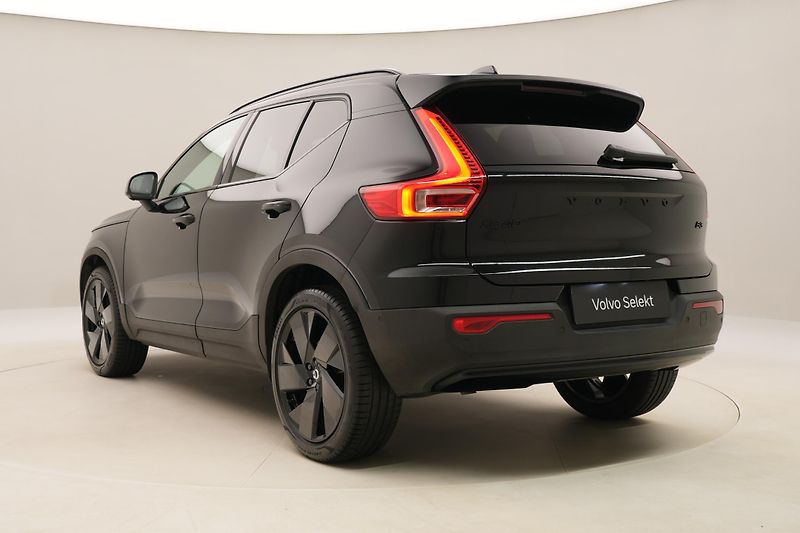 Volvo XC40 B3 PLUS BLACK EDITION AUT CZ - fotka 11 z 56