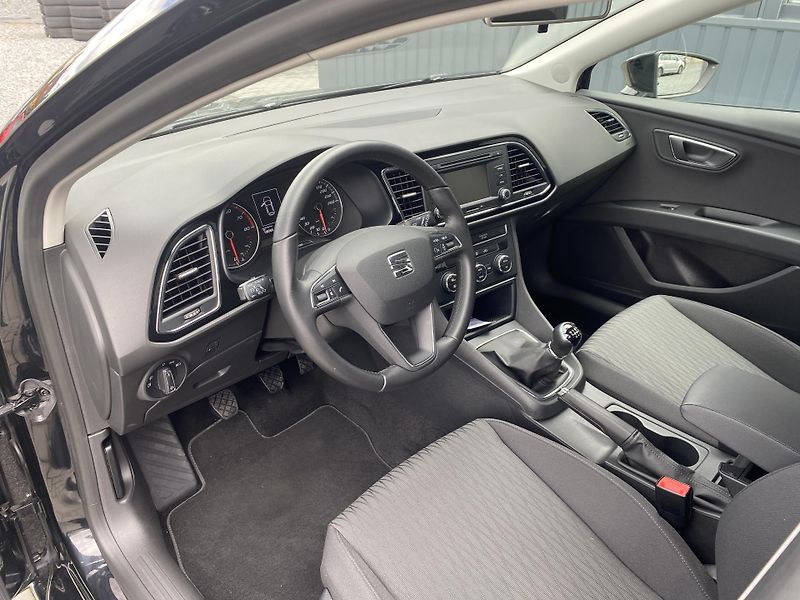 Seat Leon 1.4 TSI 92kW - 1xMAJ.- STYLE - fotka 15 z 41