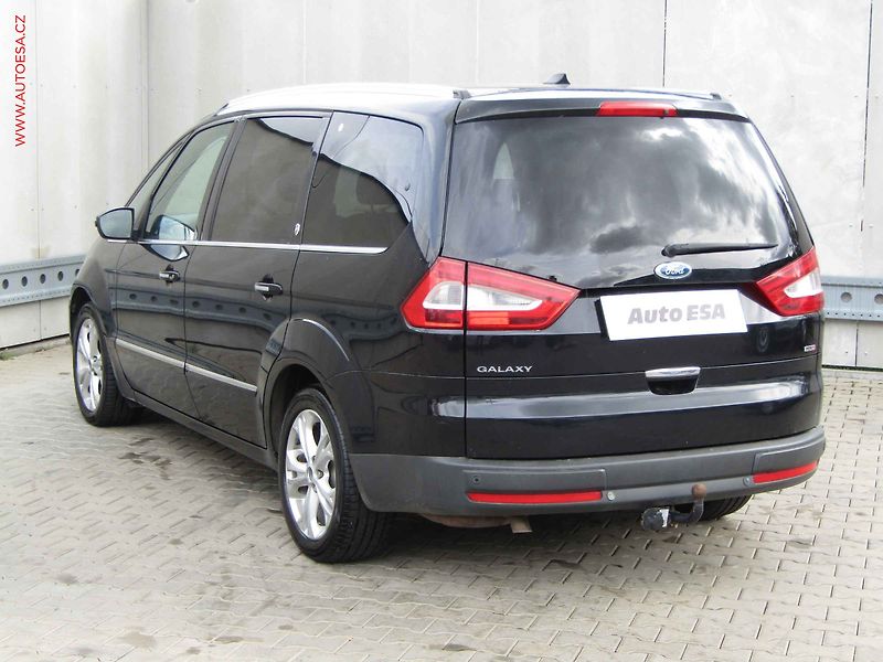 Ford Galaxy (2010) 2.0 TDCi, 2.maj, TZ, p.čidla - fotka 6 z 21