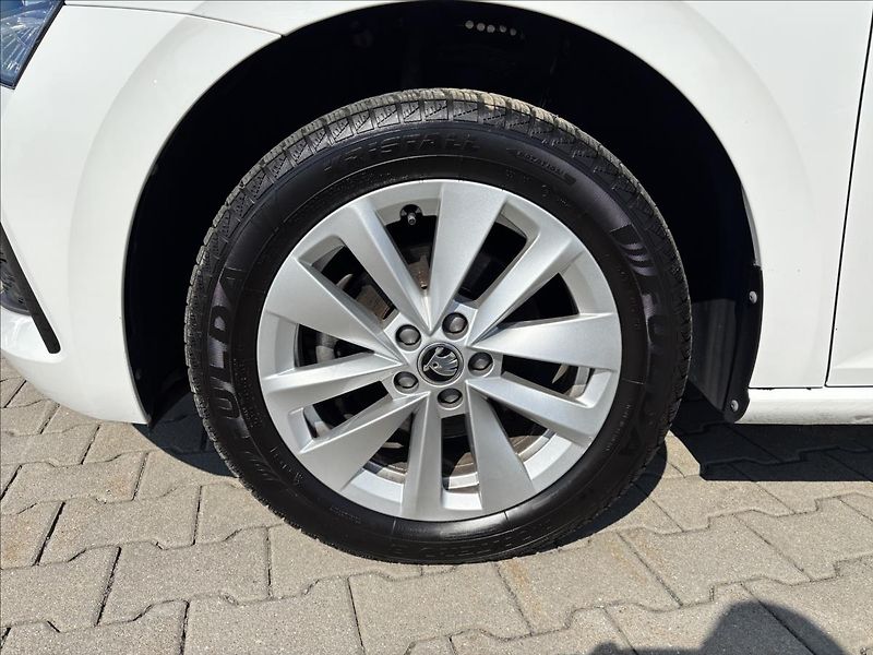 Škoda Scala 1,0 TSI 81kW Style - fotka 9 z 39