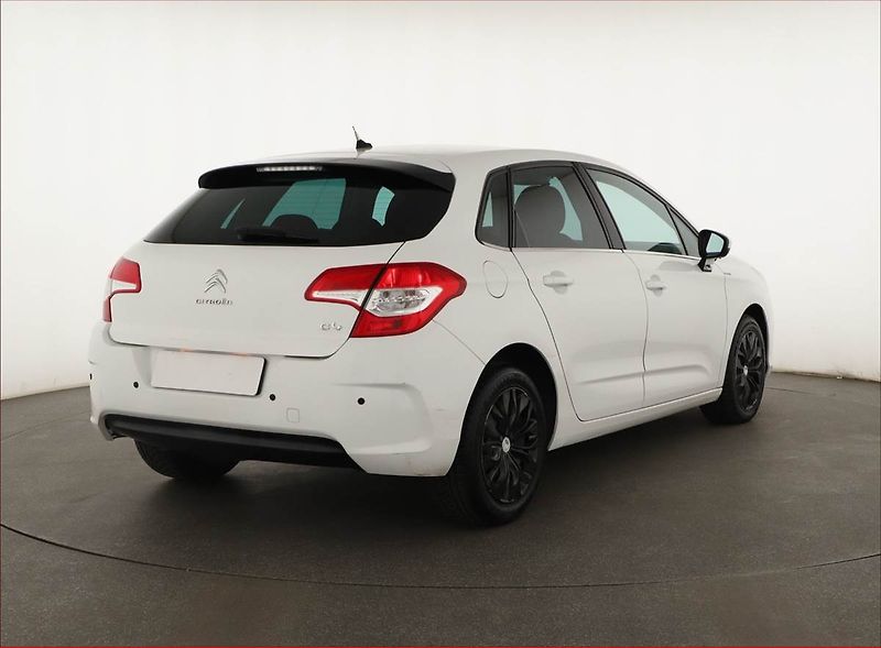 Citroën C4 (2011) 1.6 VTi, nová STK - fotka 5 z 11
