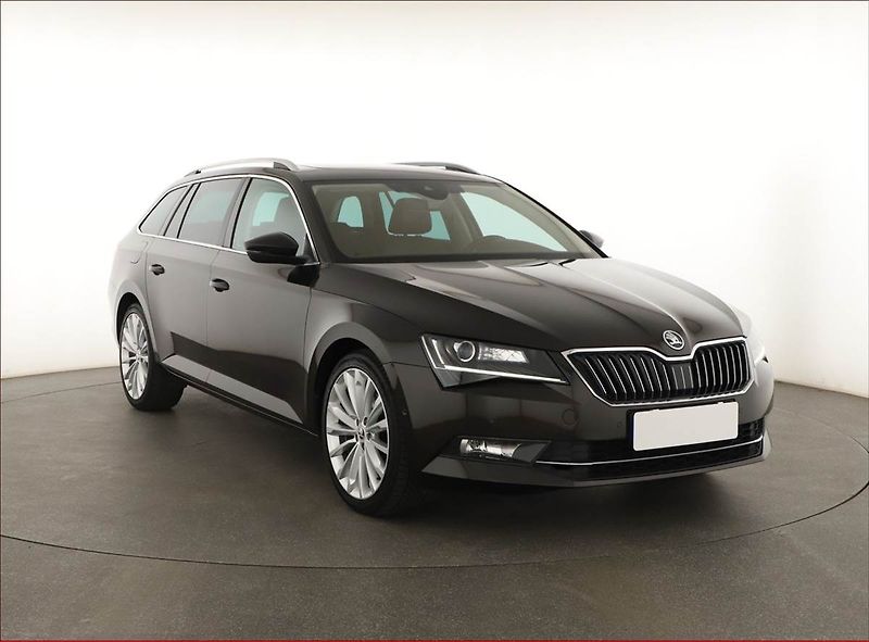 Škoda Superb (2018) 1.5 TSI, Automat, Kůže, Navi - fotografie inzerátu
