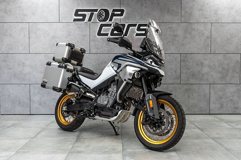 CFMOTO 800MT EXPLORE *DPH*ČR 1.MAJ* - fotka 1 z 19
