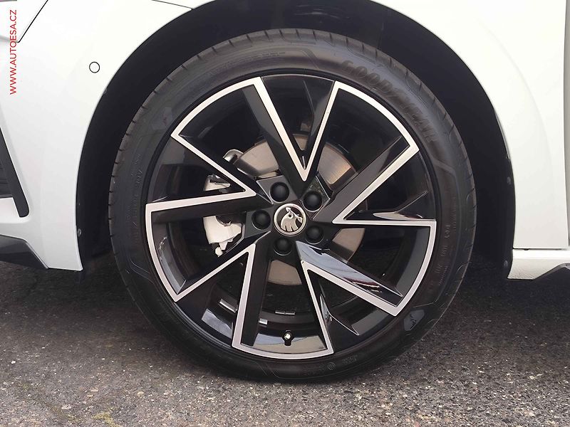 Škoda Scala (2023) 1.5 TSI, 1.maj,ČR, Monte - fotka 29 z 30