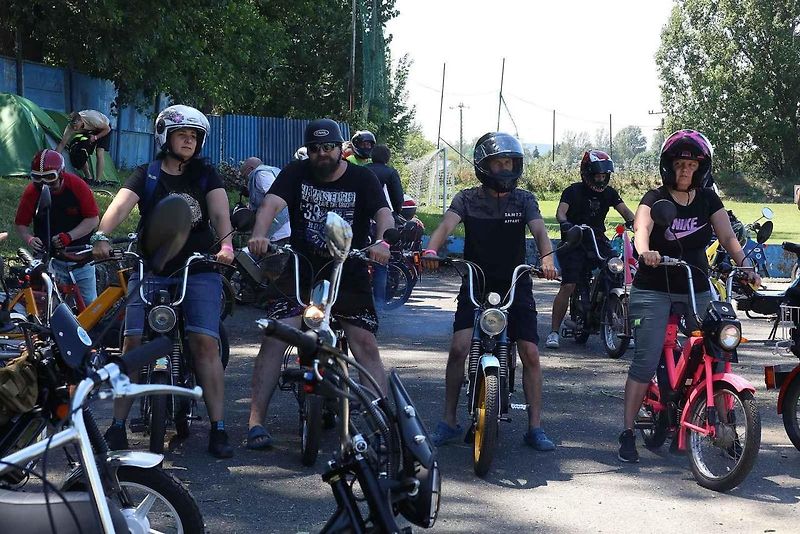 Moped sraz v Brně-Chrlicích