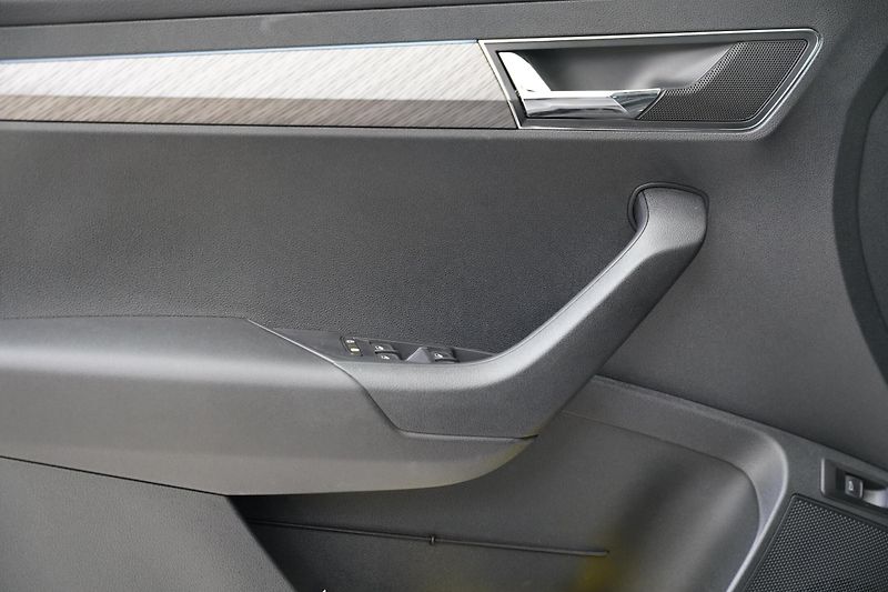 Škoda Karoq - fotka 12 z 27