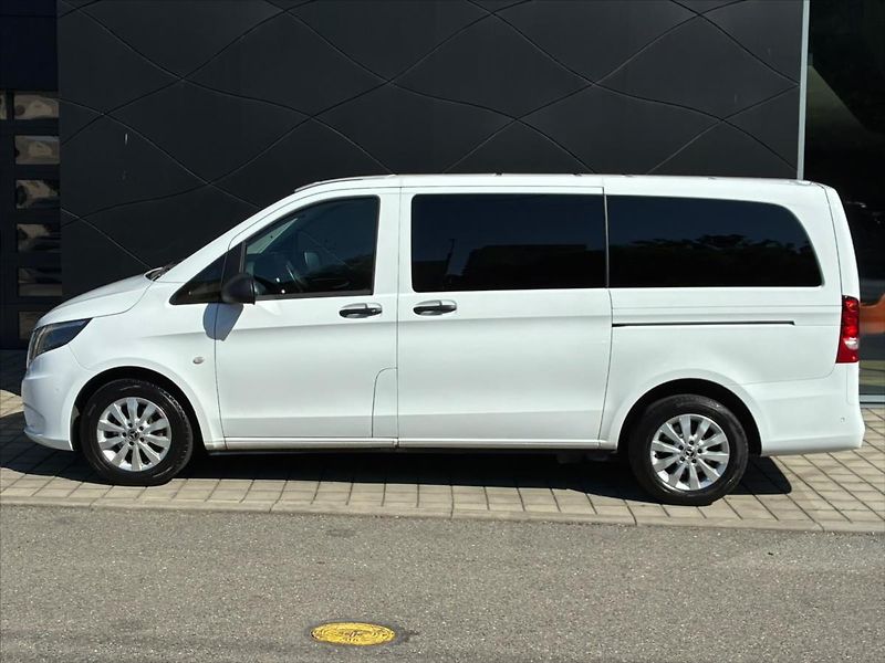Mercedes-Benz Vito 2,0 114 CDI / Tourer Select / - fotka 2 z 16