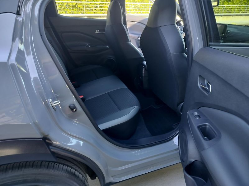 Nissan Juke 1.6 Hybrid - fotka 22 z 29