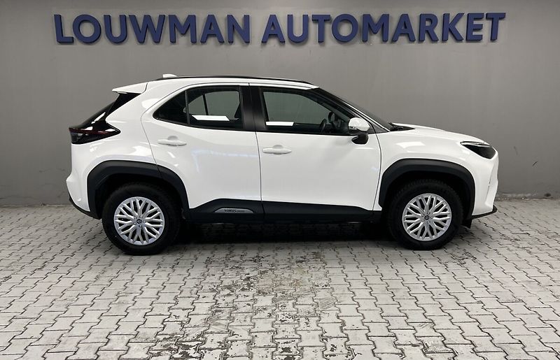 Toyota Yaris Cross 1,5 Hybrid AT Comfort - fotka 17 z 17