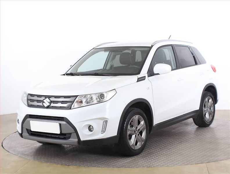 Suzuki Vitara (2016) GL + 1.6 VVT, Navi, Tempomat - fotka 2 z 16