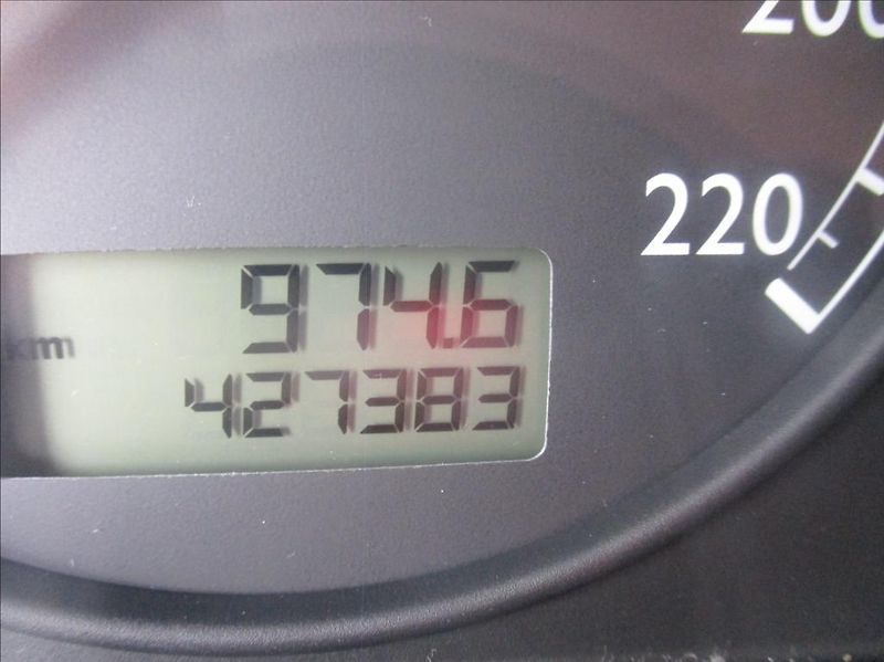 Volkswagen Multivan 2,5 TDI,4x4,aut.klima,servis, - fotka 16 z 38