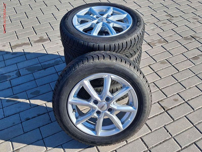 Renault Clio (2011) 1.2i - fotka 13 z 14