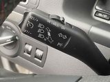 Volkswagen Touran (2013) 1.2 TSi, Life, bixen, navi, - náhled 13