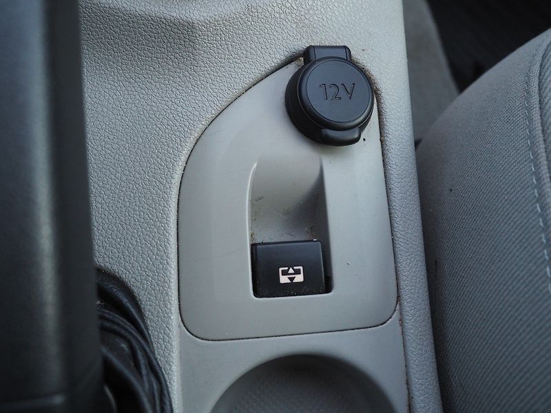 Peugeot 308 (2012) 2.0 HDi Panorama Automat - fotka 28 z 30