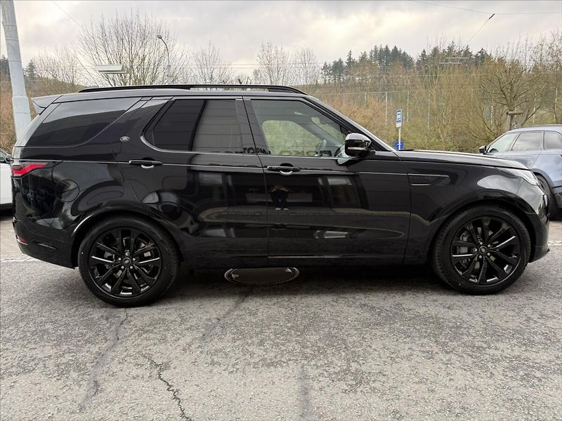 Land Rover Discovery (2026) 3,0 DYNAMIC SE D250 - fotka 6 z 33