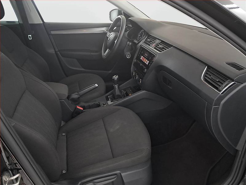 Škoda Octavia (2017) Style 1.8 TSI, Serv.kniha - fotka 9 z 18