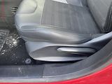 Peugeot 2008 (2018) 1.2 PT, Allure, AT, panor - náhled 18