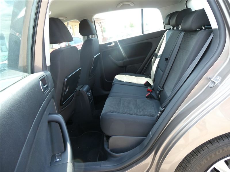 Volkswagen Golf Plus 1,4 TSi 90kW DSG po servise - fotka 16 z 31
