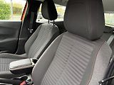 Peugeot 2008 1.2 PureTech 74 kW / tažné - náhled 17