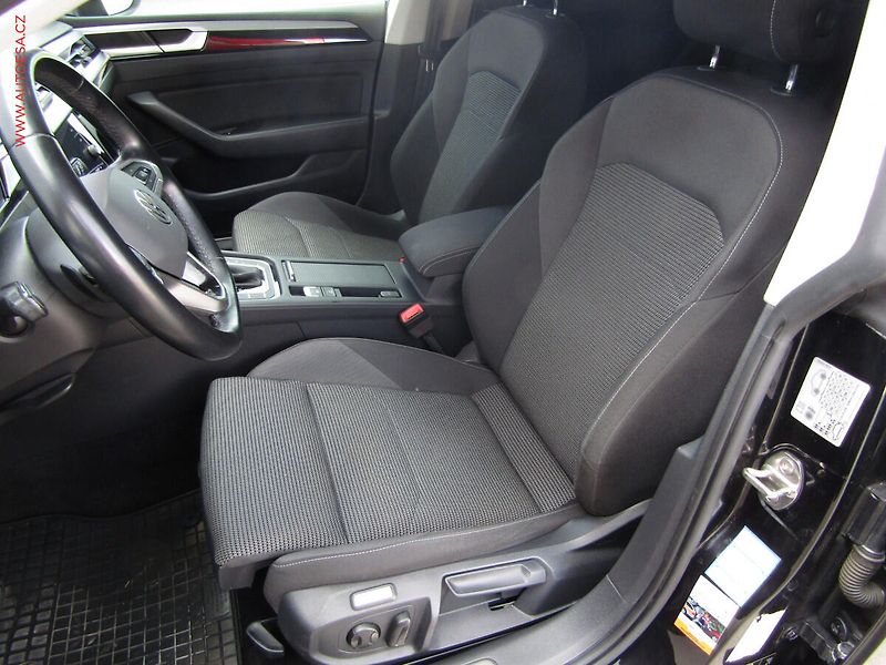 Volkswagen Arteon (2020) 2.0 TDi, ČR, DSG, LED, navi - fotka 9 z 20