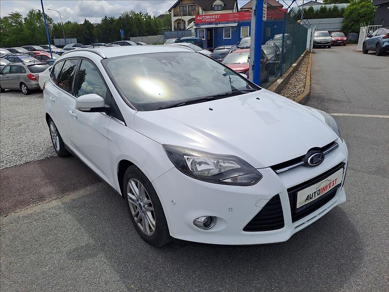 Ford Focus 1,6 ECOBOOST - fotka 2 z 16