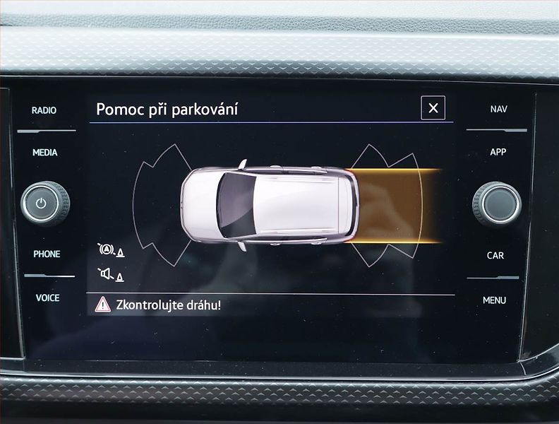 Volkswagen T-Cross (2023) 1.0 TSI, Navi, Park. senzory - fotka 19 z 19