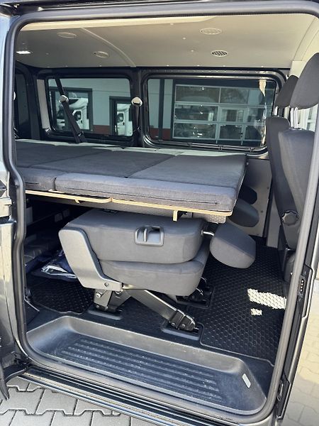 Volkswagen (2020) Transporter 2.0l/140HP - fotka 14 z 36