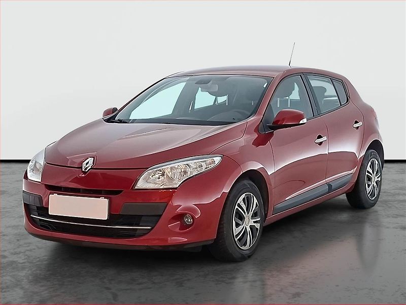 Renault Mégane (2012) 1.5 dCi, po STK, pěkný stav - fotka 2 z 15