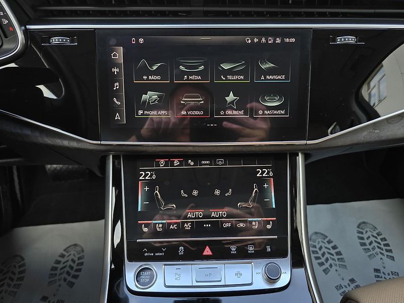 Audi Q7 3.0 V6 250kW MATRIX KŮŽE WEBAS - fotka 46 z 61