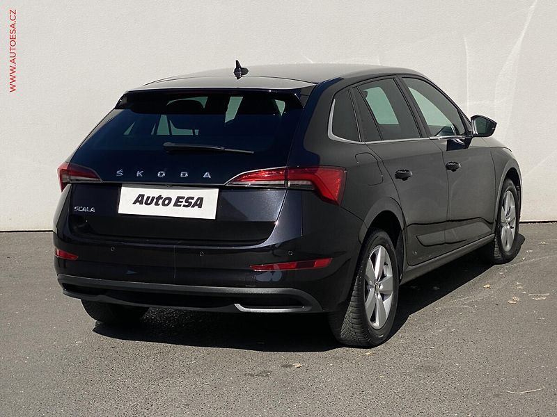 Škoda Scala (2022) 1.5 TSi, Style, DSG, navi - fotka 4 z 19