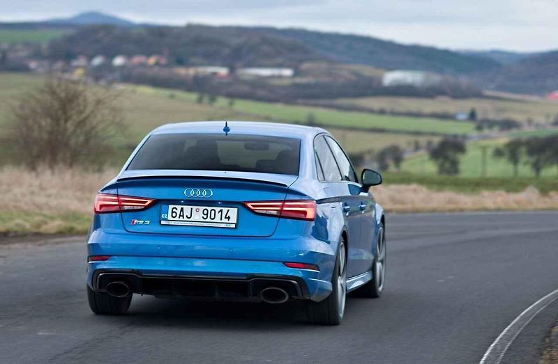 Audi RS 3.
