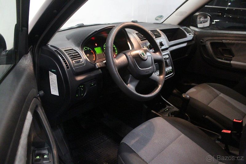 Škoda Fabia (2009) 1.2 HTP, 67 000km,servis Škoda - fotka 5 z 16
