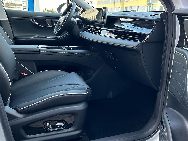 Omoda 5 (2026) Comfort 1.6 108kW - fotka 8 z 22