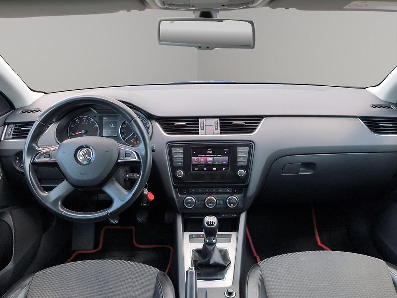Škoda Octavia (2014) STYLE 1.2 TSI 77kW, Tažné - fotka 9 z 27