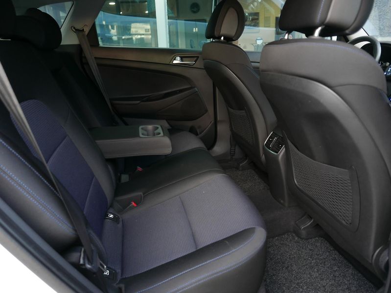 Hyundai Tucson 1,7 CRDi 1.Majitel ČR ! - fotka 21 z 38