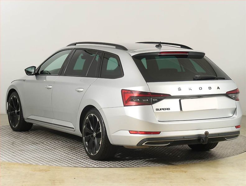 Škoda Superb (2019) Sportline 2.0 TDI - fotka 4 z 25