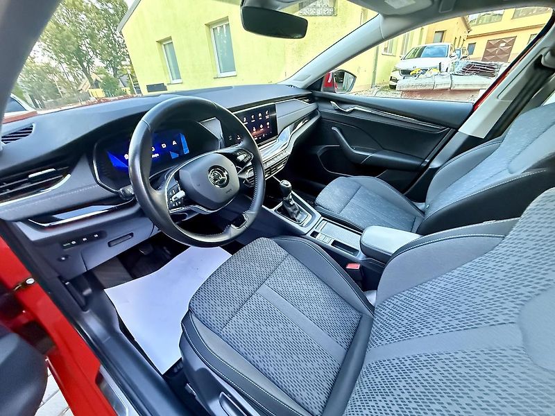 Škoda Octavia (2023) 2,0TDi 85kW STYLE LED MATRIX  - fotka 8 z 19