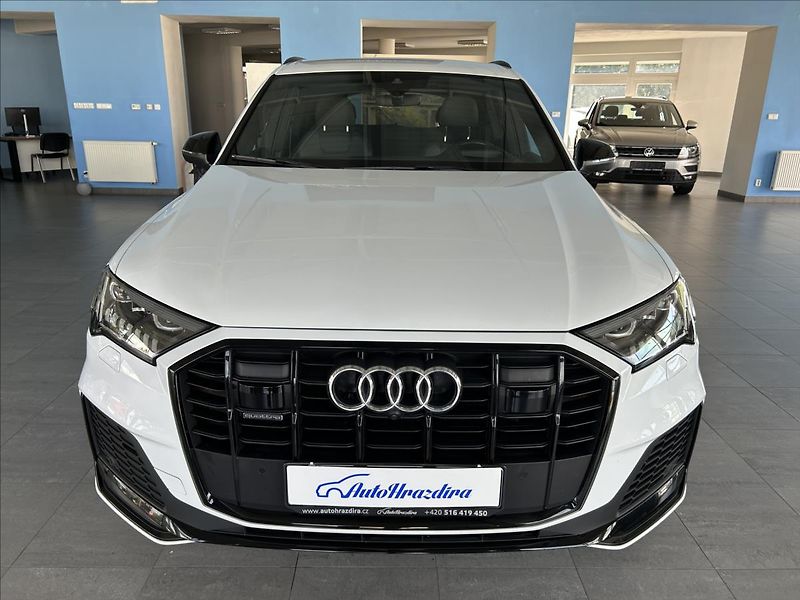Audi Q7 3,0   50 TDI,QUATTRO,S-LINE - fotka 2 z 37