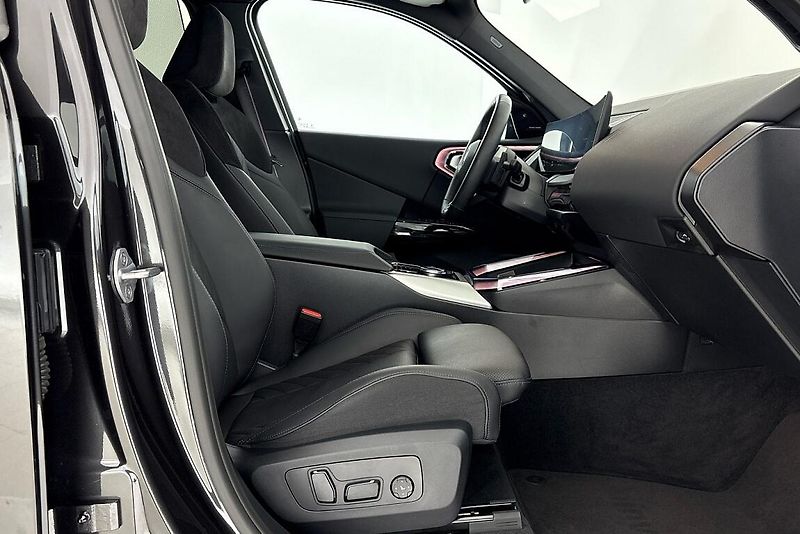 BMW X3 xDrive40d - fotka 16 z 26